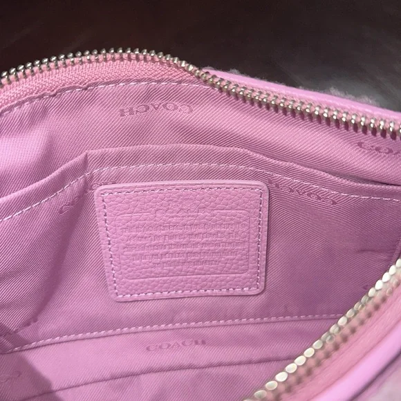 SOLD🔥🔥🔥Coach Small Rhyder Pochette In Pink Leather Crossbody Bag - Picture 11 of 13